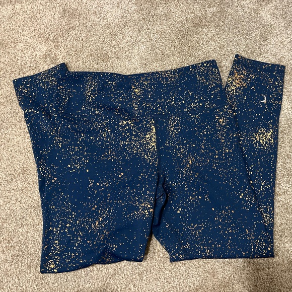 ZYIA Stay Gold Light & Tight Speckled 7/8 Leggings - Picture 8 of 13